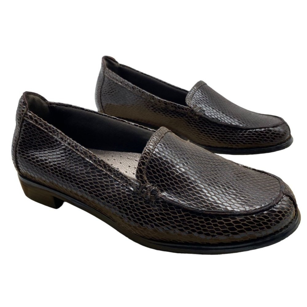 Trotters Loafers Shoes Women‎ Size 6 Brown Leather 1" Heel TD522-229